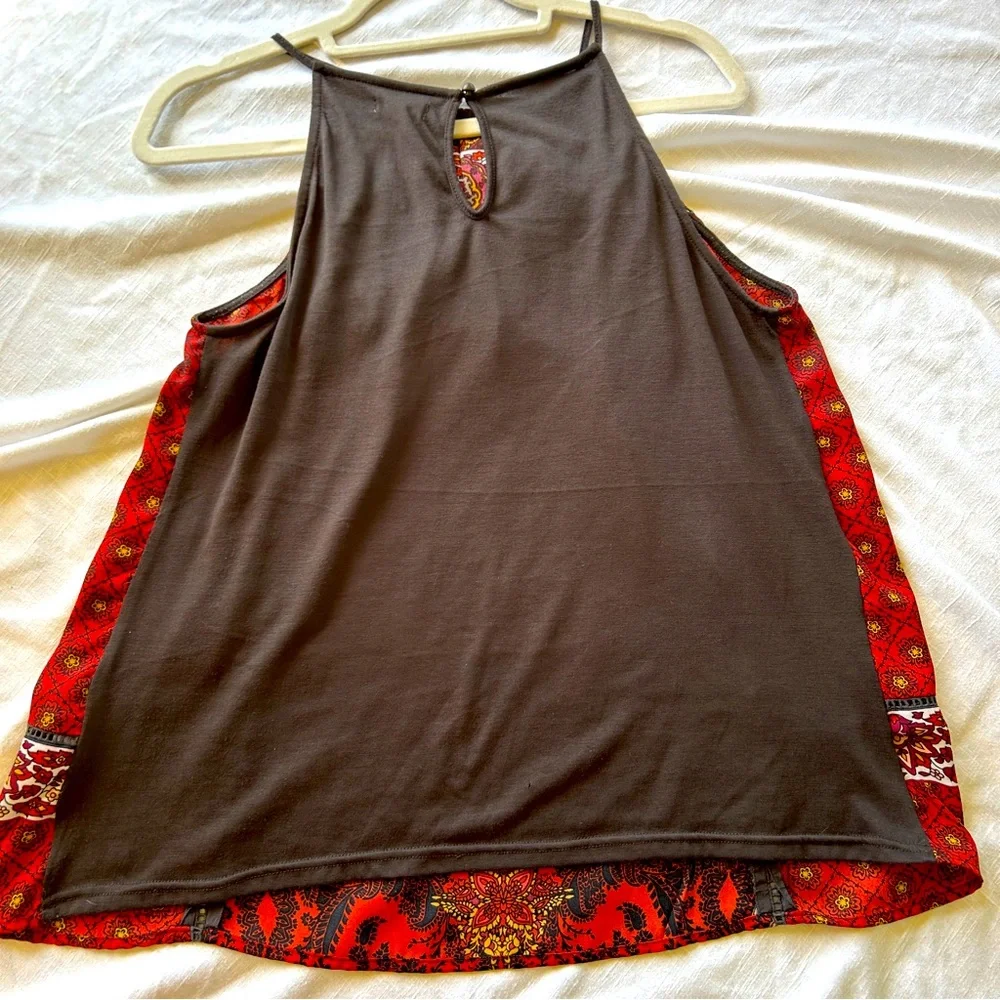 Skylar & Jade Boho Halter Look Top - Size Large - Picture 2 of 14